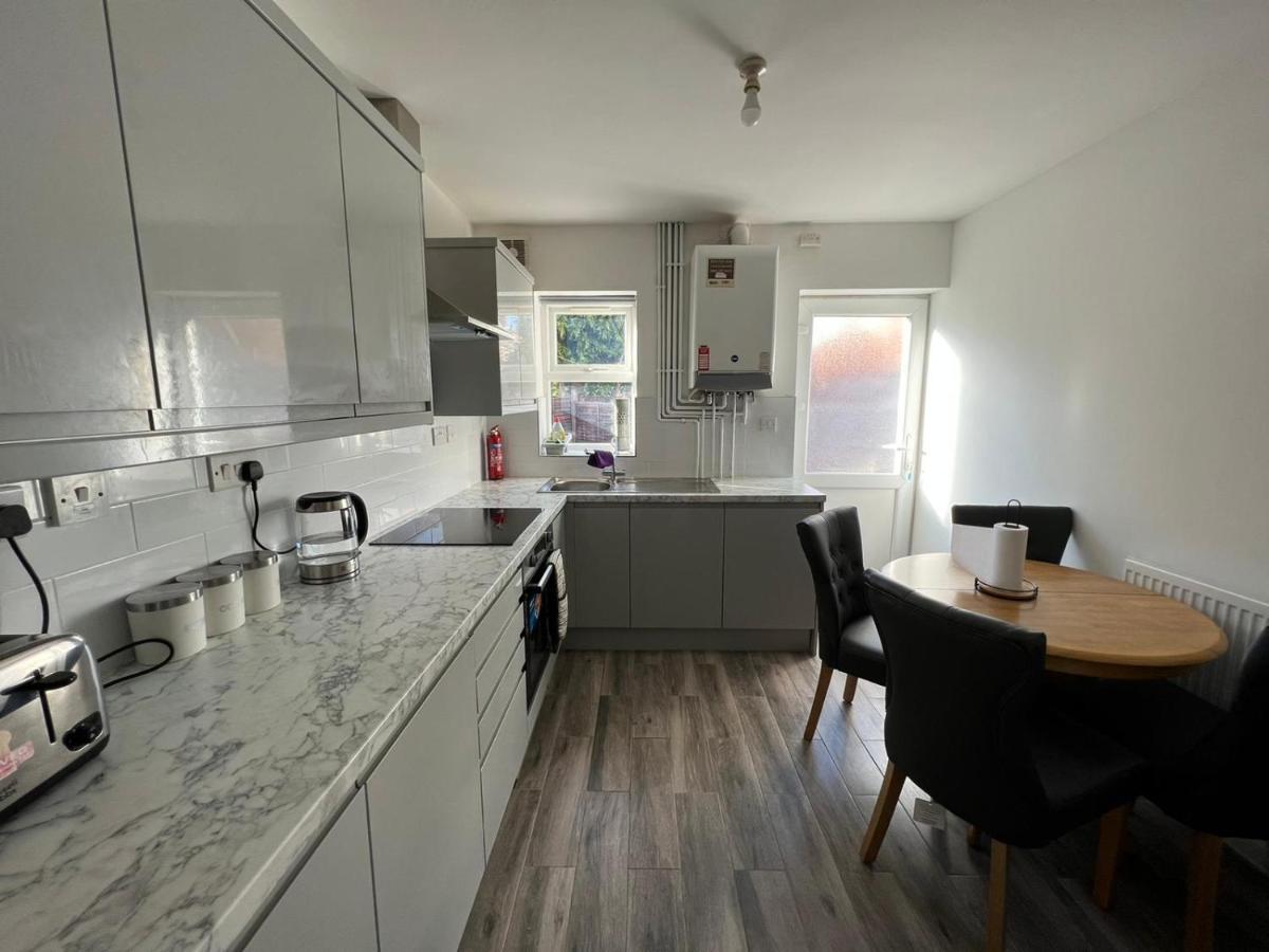 Cosy Home Near Nec, Bhx Bullring & Solihull Birmingham Esterno foto