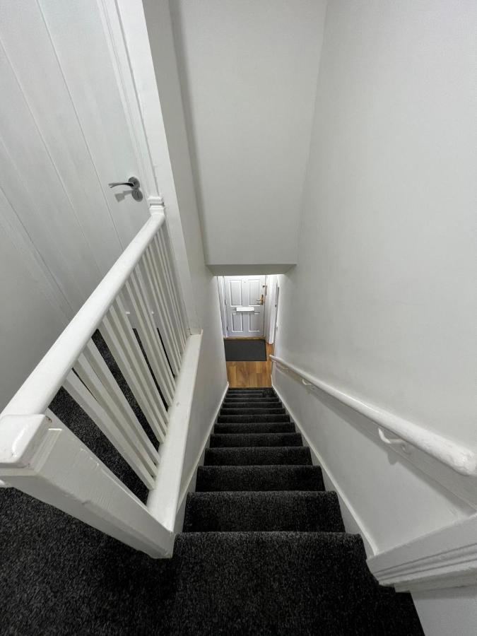 Cosy Home Near Nec, Bhx Bullring & Solihull Birmingham Esterno foto